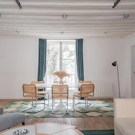 Veeve - A Symphony In Serenity Parigi