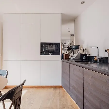 Veeve - A Symphony In Serenity Apartment *